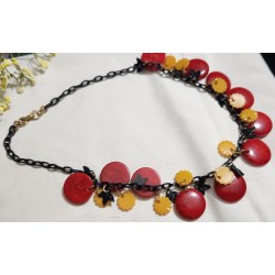 VINTAGE  BAKELITE NECKLACE W, RED & GOLDENROD PENDANTS BY JAN CARLIN  20'