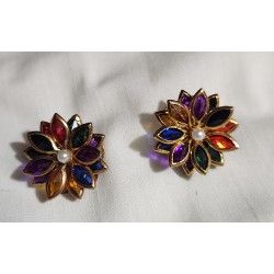 VTG. CLIP EARRINGS W, MULTI CRYSTAL STONES 1"